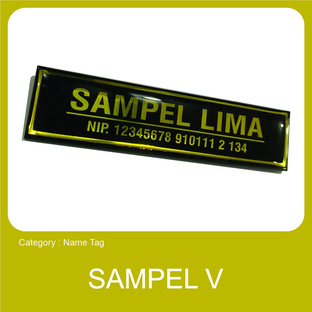 

Name Tag Akrilik Keren – Cetak Custom, Cocok untuk Seragam Sampel Lima (HITAM-EMAS-EMAS)