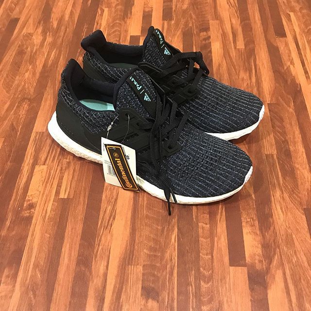 Adidas UltraBoost 4.0 x Parley Ocean