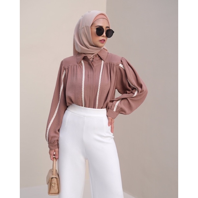 SP//CE — Becca Blouse (atasan)