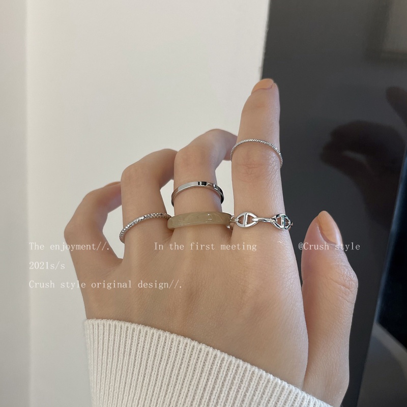 YEEZII 5pcs / Set Cincin Model Twist Hollow Bahan Resin Warna Silver Untuk Wanita