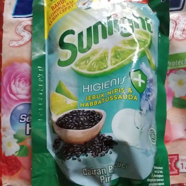 Sunlight Sabun Cuci Piring Jeruk Nipis & Habbatussauda 210ml