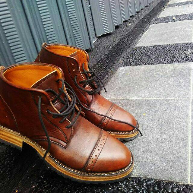 Sepatu boots pria goodyear welt stitcdown