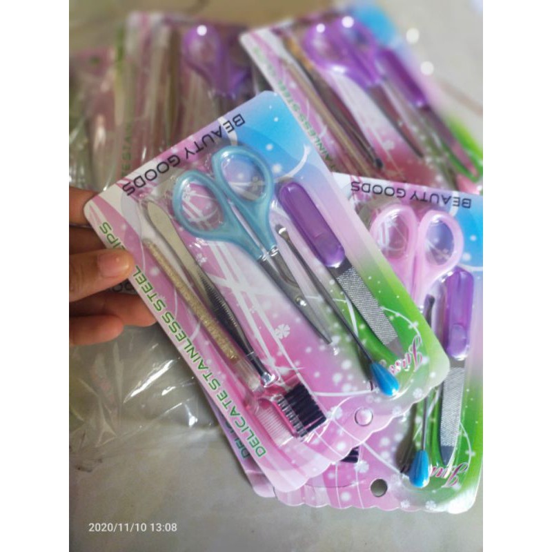 set manicure  gunting kuku