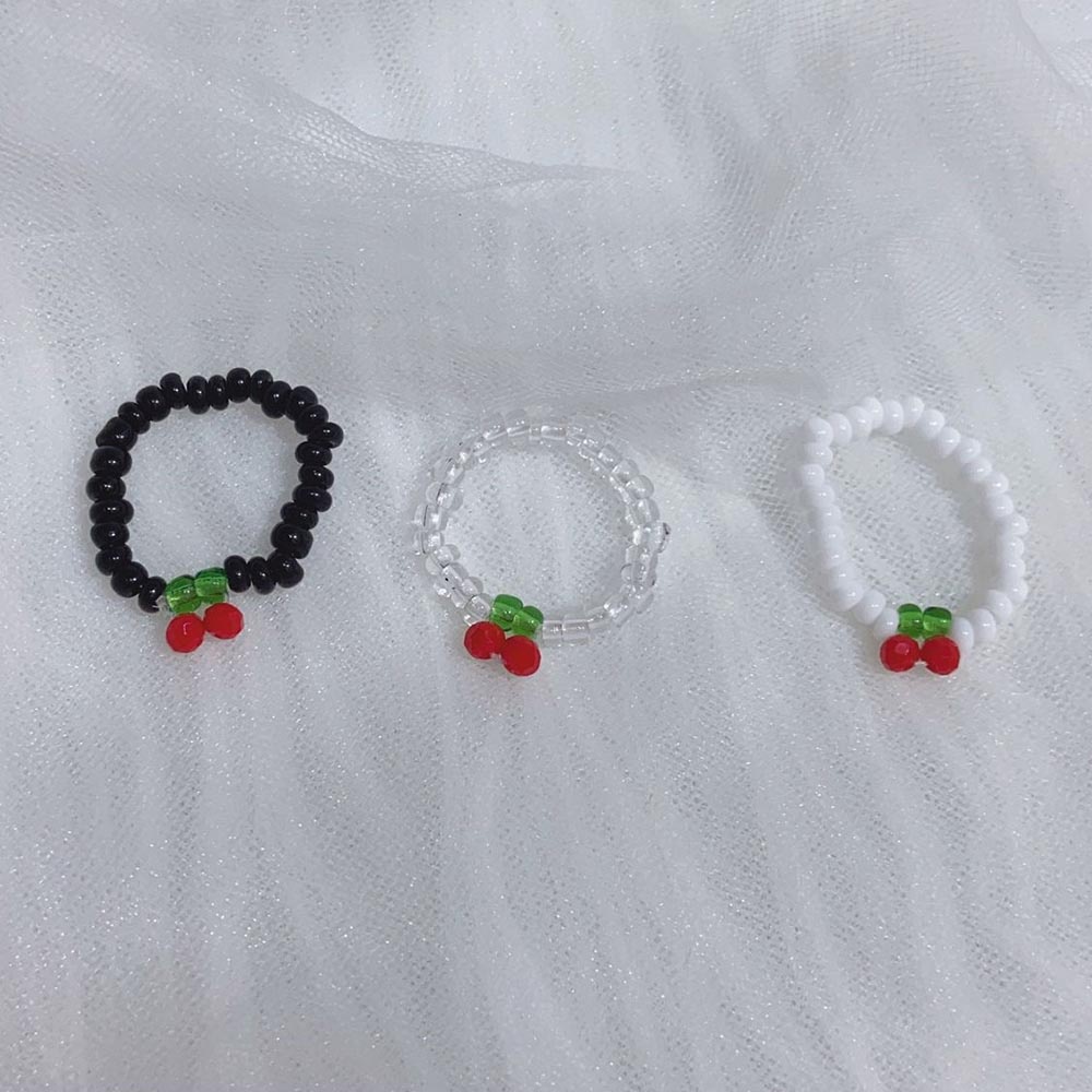 Cincin Manik-Manik Resin Warna Hitam Dan Putih Gaya Minimalis Untuk Wanita