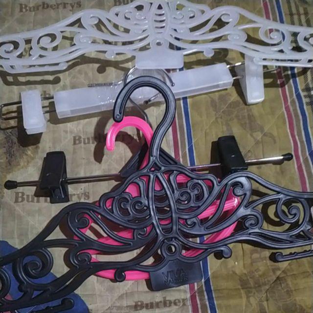 Hanger Gantungan Baju Model Kupu Kupu Hitam