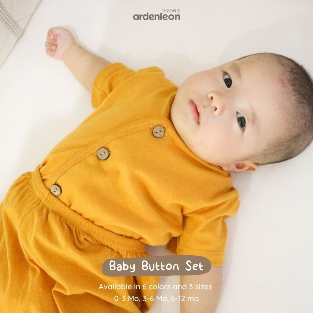 Arden leon baby button set