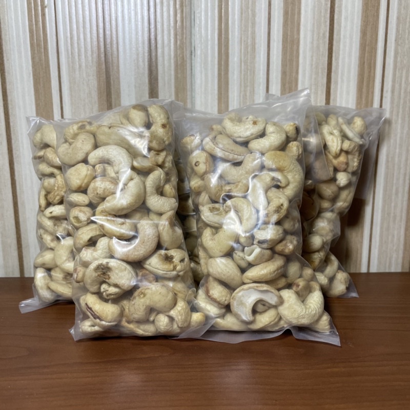 

Kacang Mede / Kacang Mete 100gr