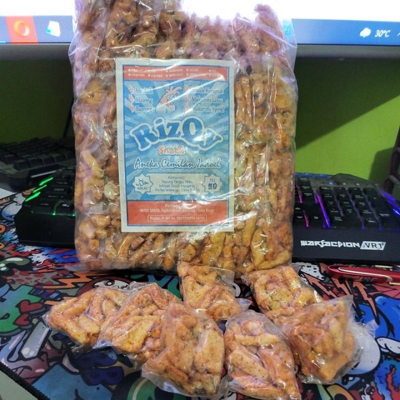 Basreng Termurah mini Basreng pedas Rizqy ( 20GR ) Makaroni pedas Makaroni bantet Baso goreng pedas Moring Kripca Pedas