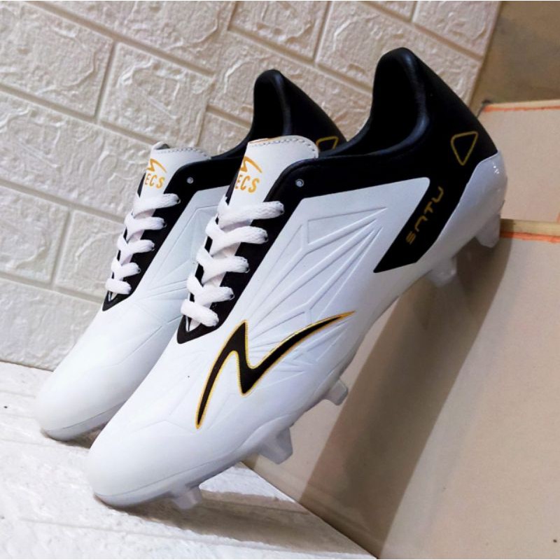 Specs Sepatu  Bola  Terbaru Grade ori  bisa cod 