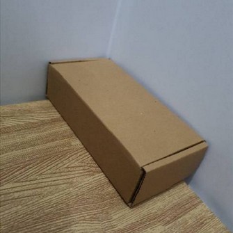 

Box 20x10x5.5 cm (Paragon) Brownis/Kardus/Karton