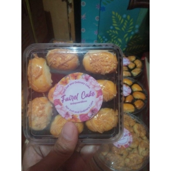 

NASTAR PREMIUM / NASTAR KEJU / BLACK NASTAR BEST SELLER / KUE KERING / HAMPERS LEBARAN / HALAL