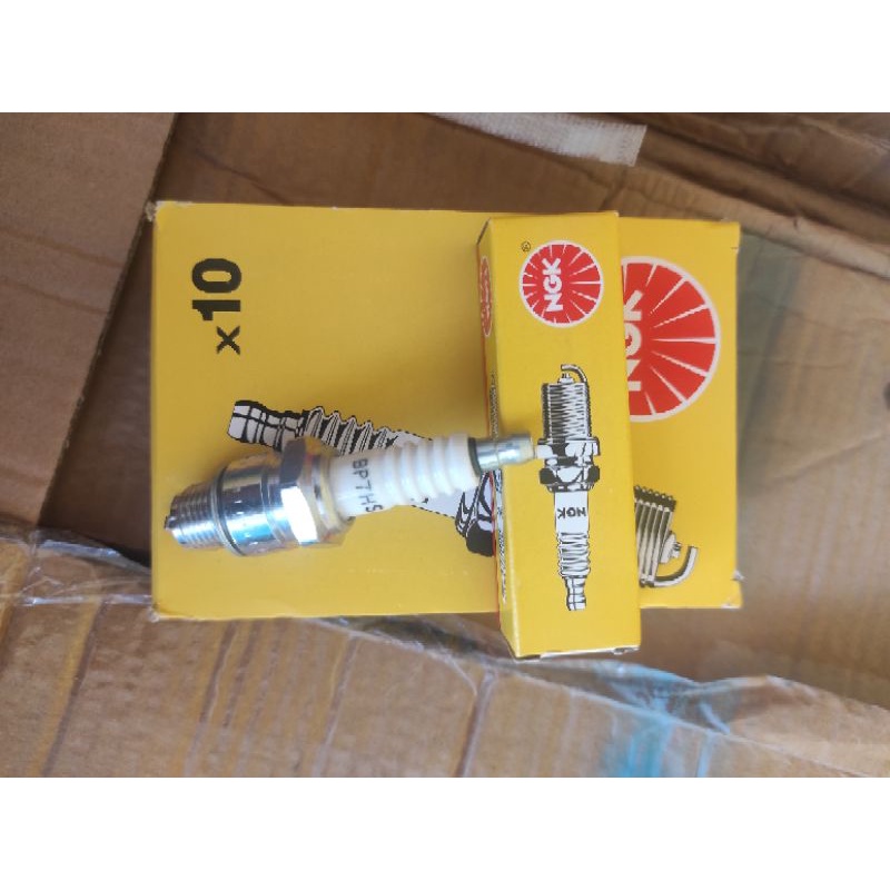 BUSI NGK BP7HS NGK BP7HS