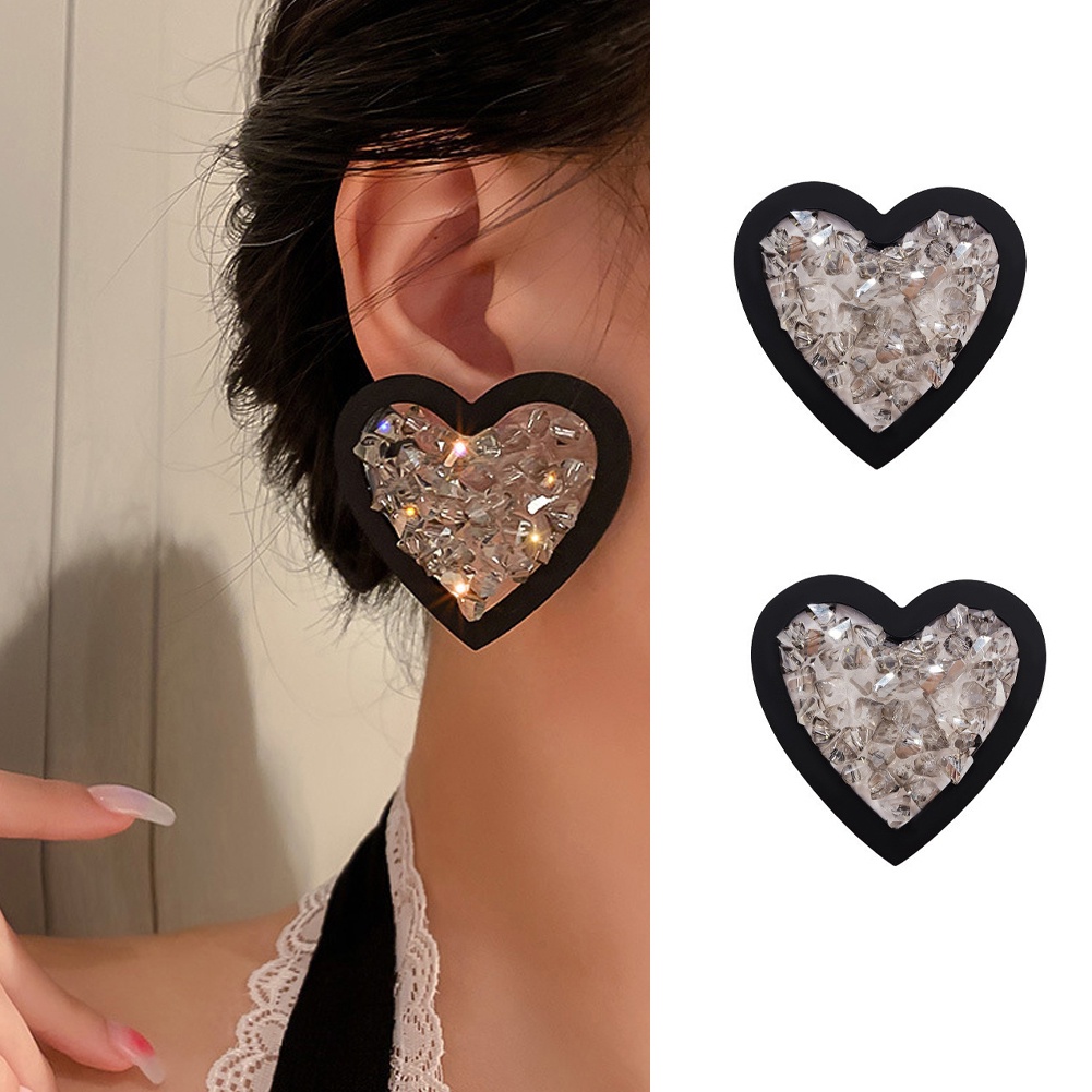 Anting Bentuk Hati Aksen Kristal Warna Hitam Untuk Wanita