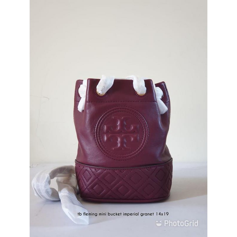 tas tory burch original fleming mini bucket red garnet