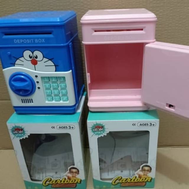 Celengan brankas karakter/ celengan doraemon/ saving box karakter/ souvenir/ kado/ celengan