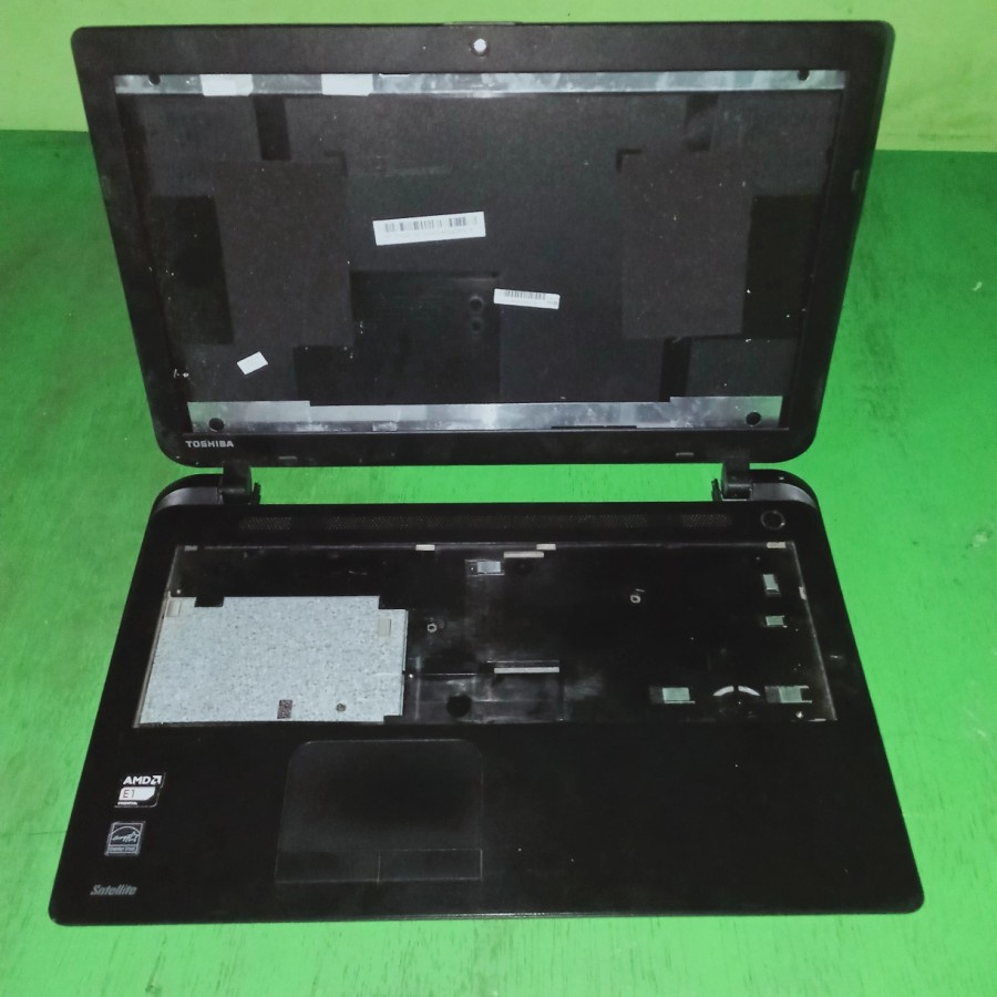 Casing Case SAMSUNG NT300E5C