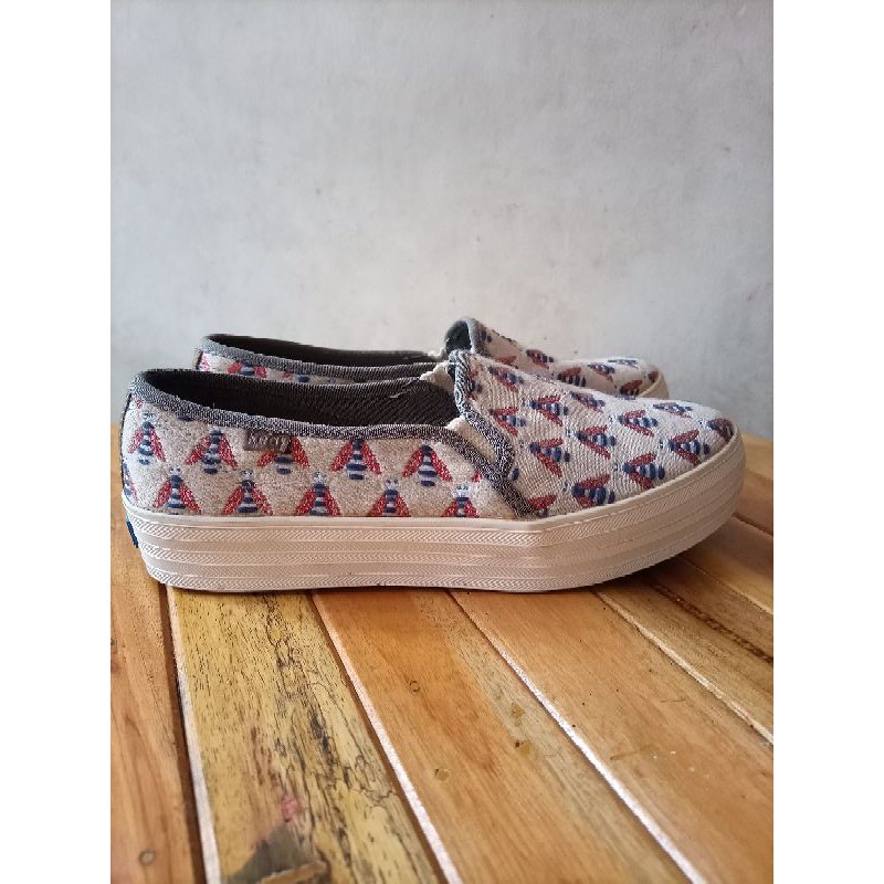 Sepatu Keds X Malhia Kent Triple Decker Regal Bee