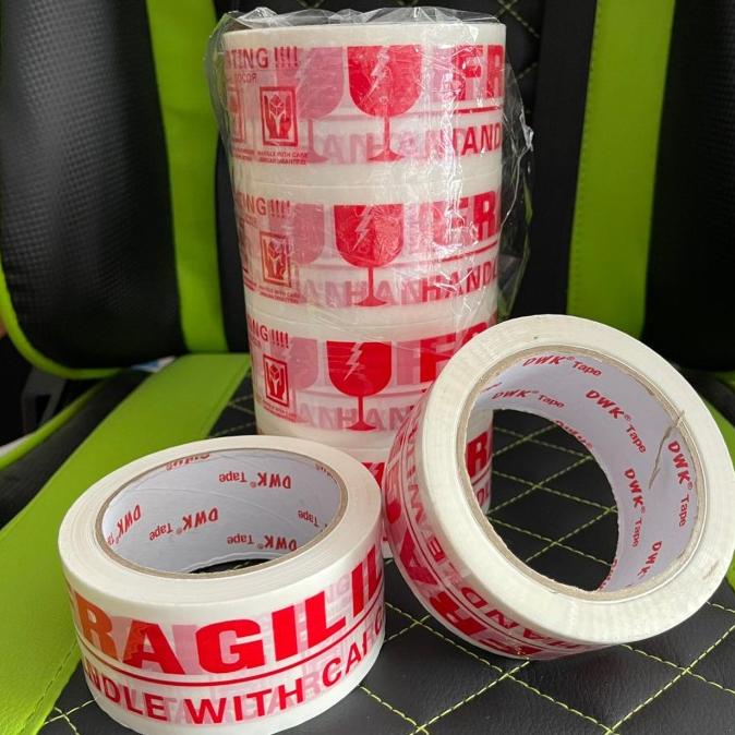 

LAKBAN FRAGILE PUTIH MURAH MERIAH TEBAL (48 MM x 90 Y) MERK DWK
