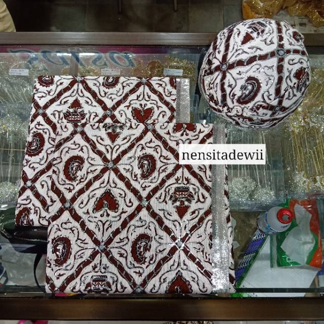 SEPASANG JARIK SET BLANGKON SOLO PRODO MOTIF SIDOLUHUR (1 SET JARIT = ISI 2)