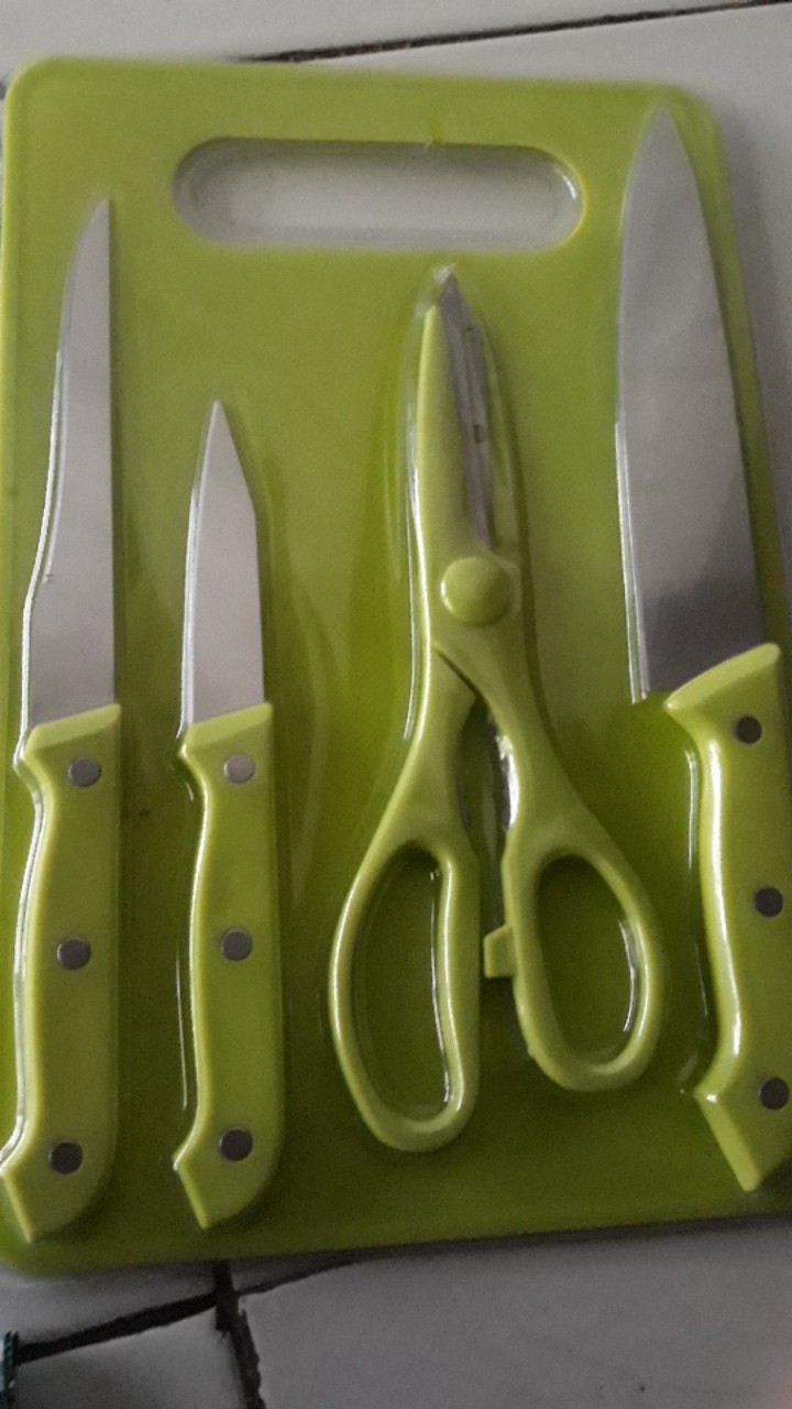 Pisau Set + Telenan Warna Cerah 5 In 1