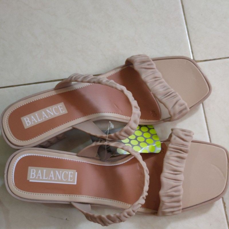 12.12 Birthday Sale New BLC 3305-1 Sandal Jelly Kerut Sofia Bacadeskripsi-Polos Moka