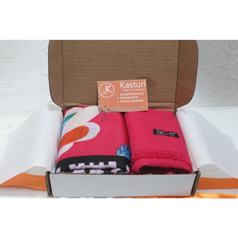 

Hampersjilbab/hamperssegiempat/hampersultah/hamperswisuda