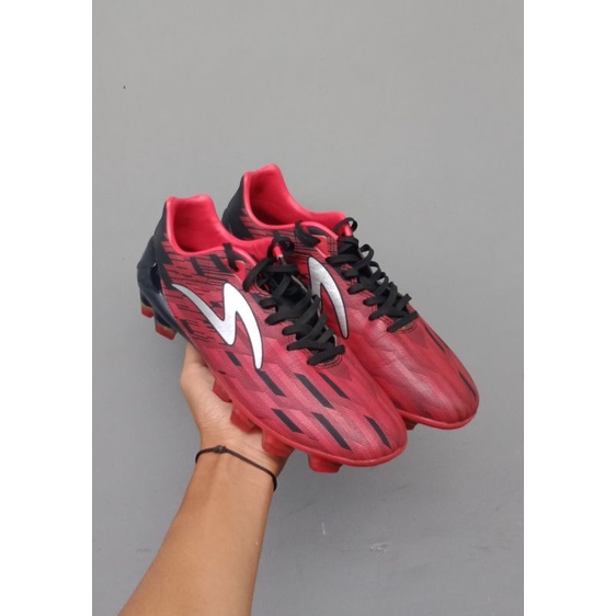 Specs Accelerator Lightspeed 2 Pro | Sepatu bola | sepatu bola specs