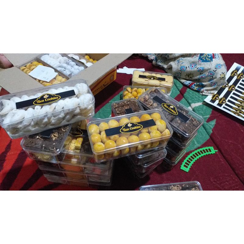 co kue kering lebaran 1kg kak hanifa