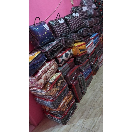 BEDCOVER SAJA TANPA SPREI POLOS KOTAK HITAM AESTHTIF TWO TONE ukuran 200x230 140x230 MURAH AST