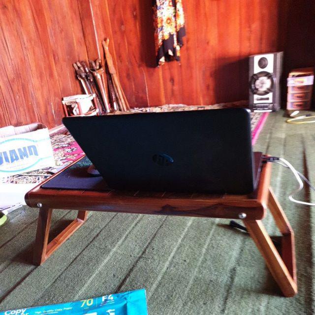 Meja laptop lipat nampan meja makan saji meja belajar di Meja laptop lipat nampan meja makan saji meja belajar di