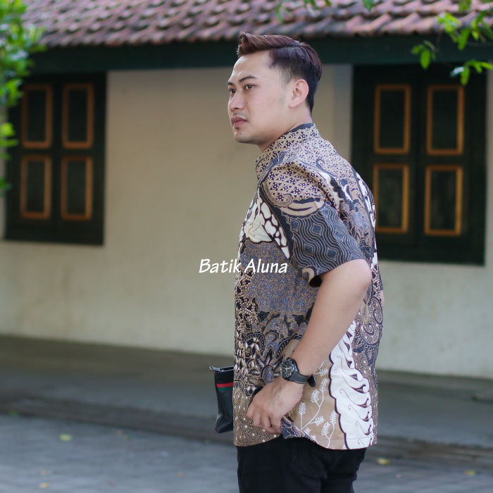 BAJU BATIK PRIA Batik Pria Lengan Pendek Premium Hem Kemeja Batik Pria Lengan Pendek Lapis Furing Katun Primis Premium Halus Motif Terbaru Srangen Solo FASHION BATIK ALUNA  BATIK ALUNA OFFICIAL STORE ALUNA BATIK