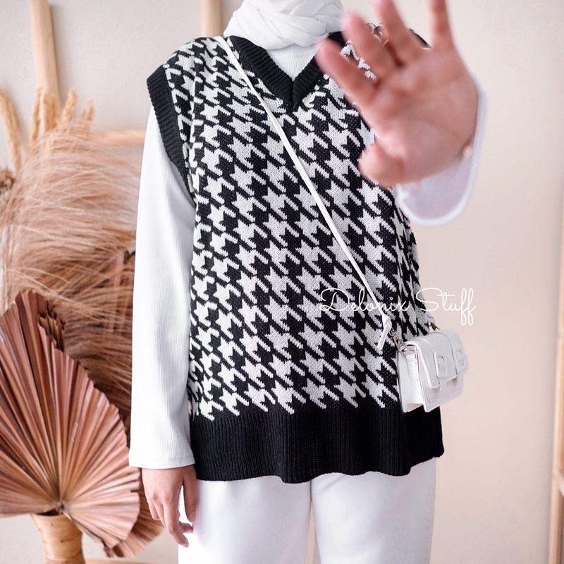 DELONIX | Houndstooth vest zara