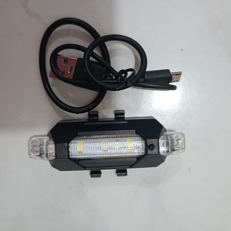 Sepeda Sepeda Gunung USB Pengisian Lampu Belakang 5LED Tahan Air Super Terang Pengisian Lampu Belakang Lampu Peringatan DC918