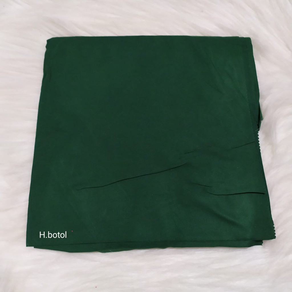 Hijab Azara Oskara / masahi syari 130x130cm LC Jilbab square / segiempat jumbo syar'i Lasercut/Voal-Hijau botol