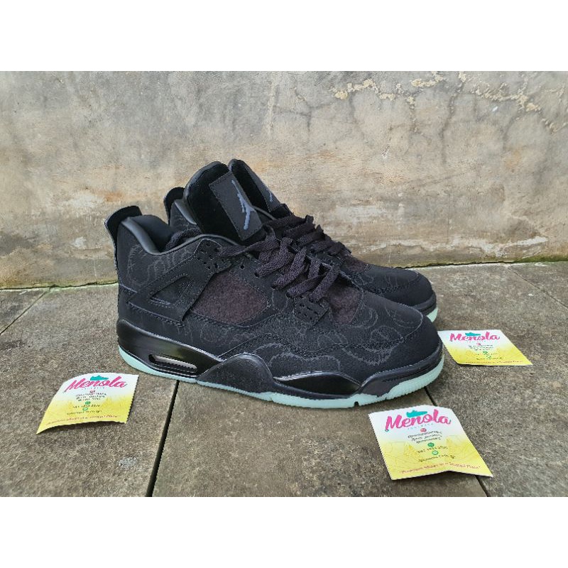 nike aj4 kaws