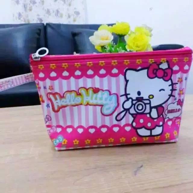 Poch kosmetik  dompet kosmetik karakter