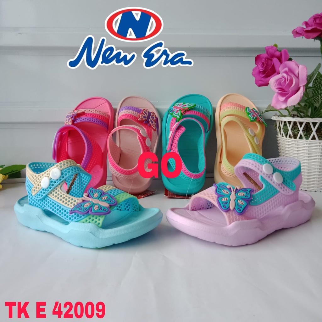 gos NEW ERA TK E 42009 Sandal Sepatu Anak Tali Belakang Karet Sandal Perempuan Original