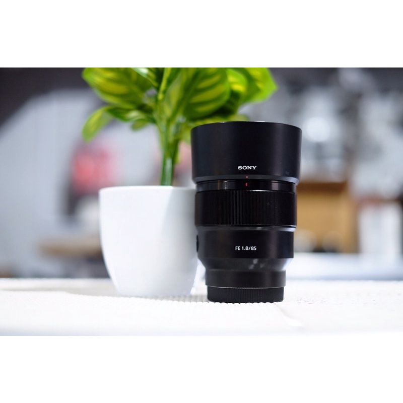 lensa sony 85mm f1.8 FE