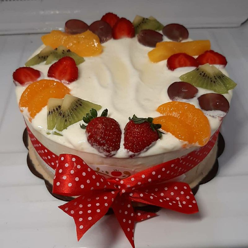 

Ice Cream Tart/Cake Fruity Romantic