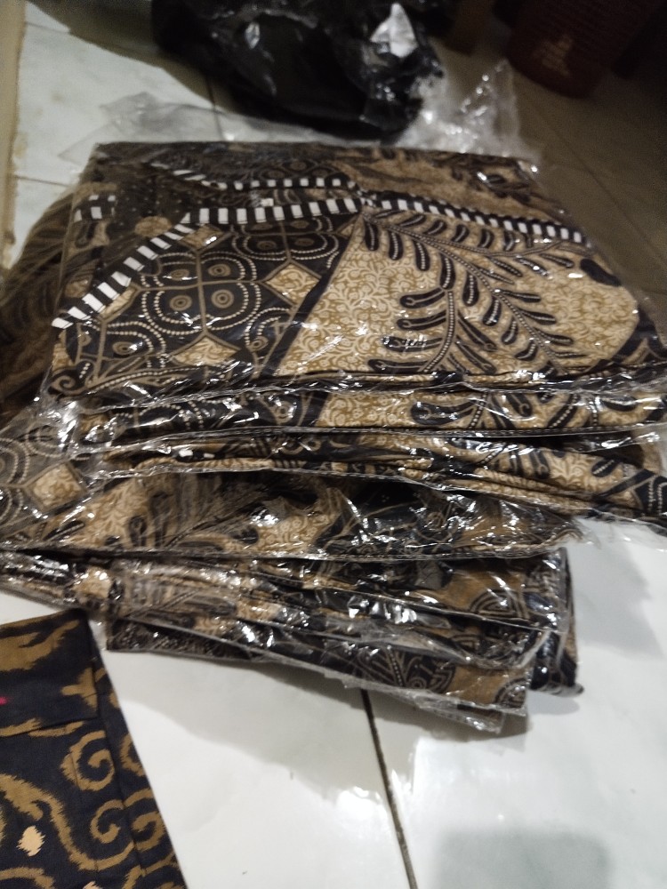 Atasan Batik Dolby Dolbi Dobby Doby Tenun Sutra Tulis Halus Katun Atbm Baron ,sarombit Atasan