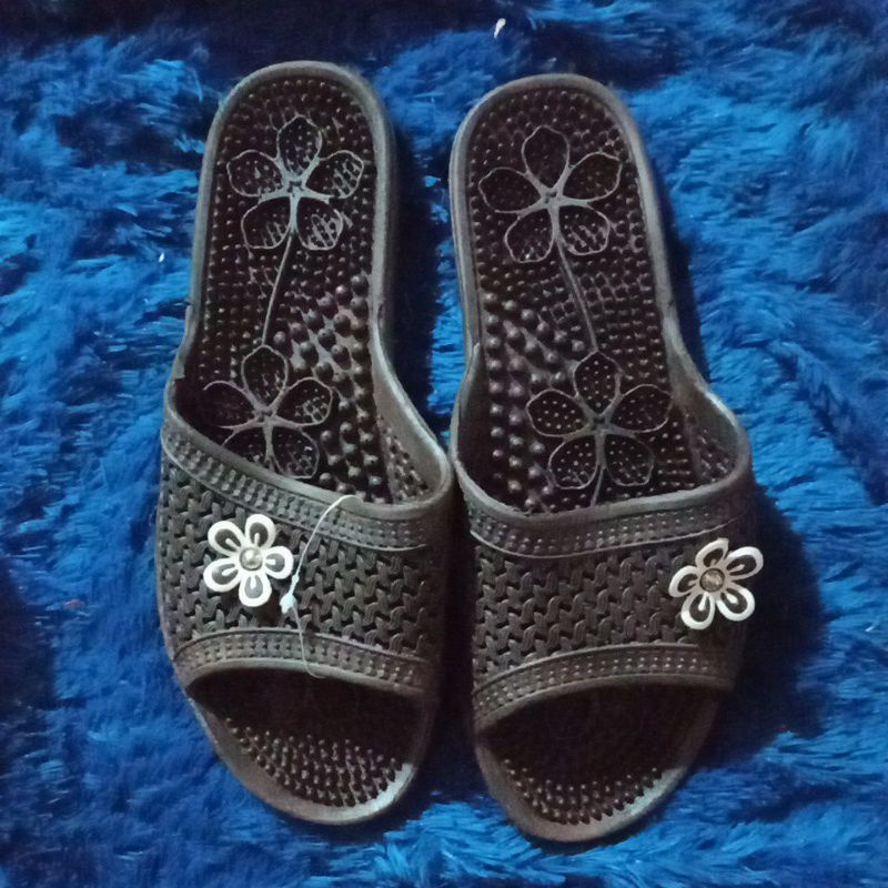 sandal wanita rematik