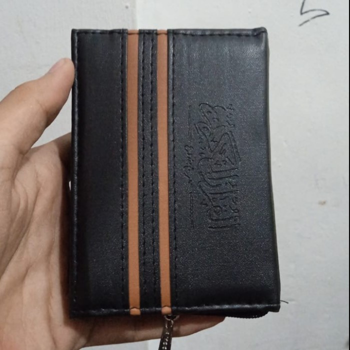 

Quran Ar Rahman Resleting Mikraz Saku A7 Pocket Mini