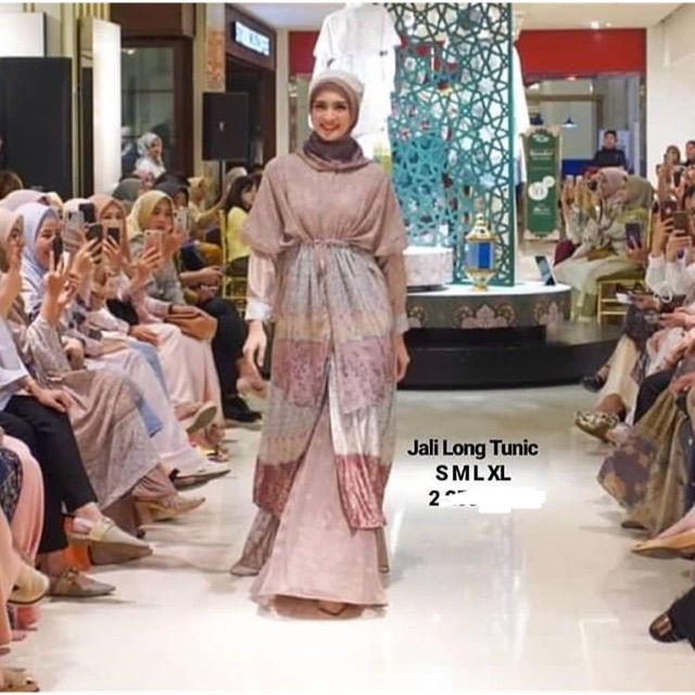 New Jali long tunik size S by Ria Miranda x Galleries Lafayette