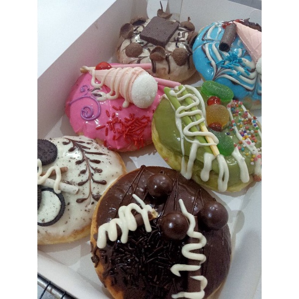 

Donat Sultan Bekasi - Isi 6pcs