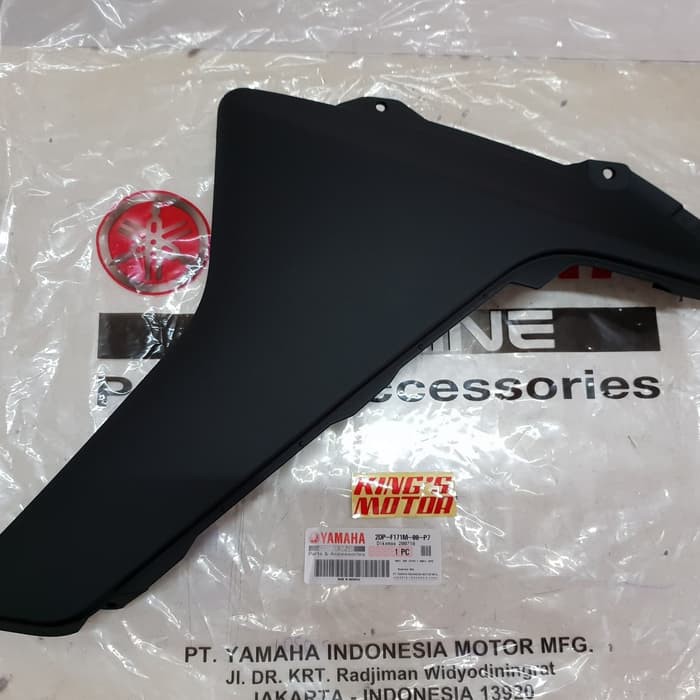 MOLE, SIDE COVER /SAYAP DEPAN BAWAH NMAX, N MAX HITAM DOFF ASLI YAMAHA