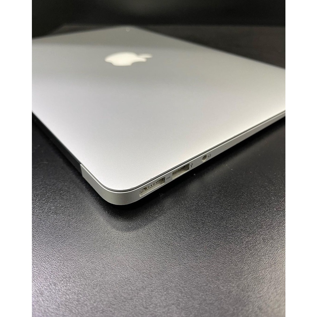 Macbook Air 13 inch 2015 core i5/i7 128gb 256gb 512gb Second Original Gosend Bergaransi