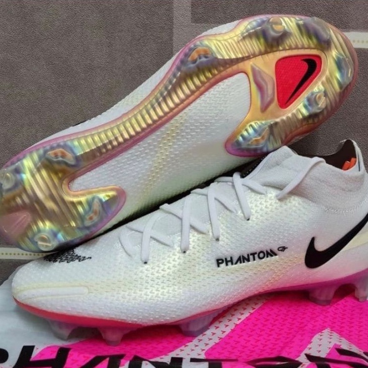Sepatu Bola Nike Phantom GT2 Dynamic Fit Elite FG