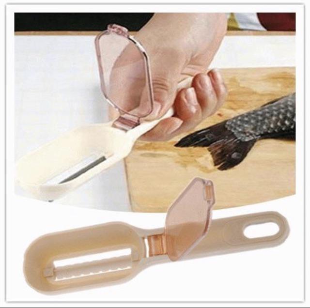 Alat Pembersih Sisik Daging Ikan Fish Scale Cleaner Kitchen Chef Tools Peralatan Dapur Masak Plastik