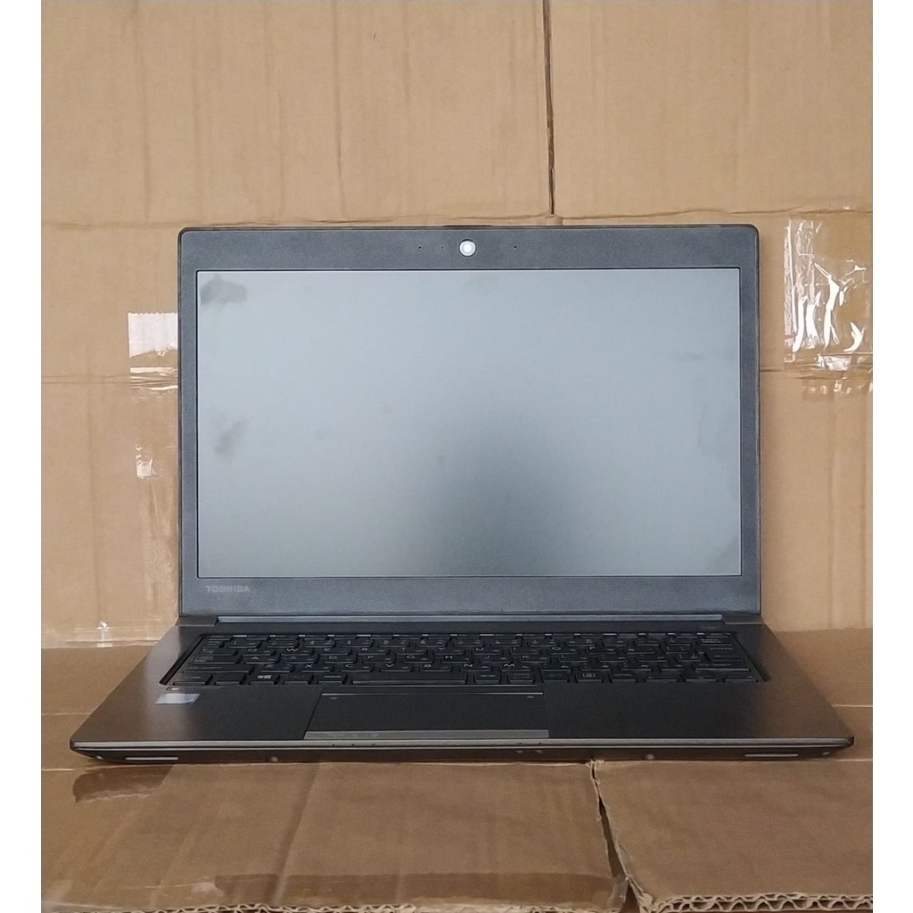 Laptop Toshiba R63/B