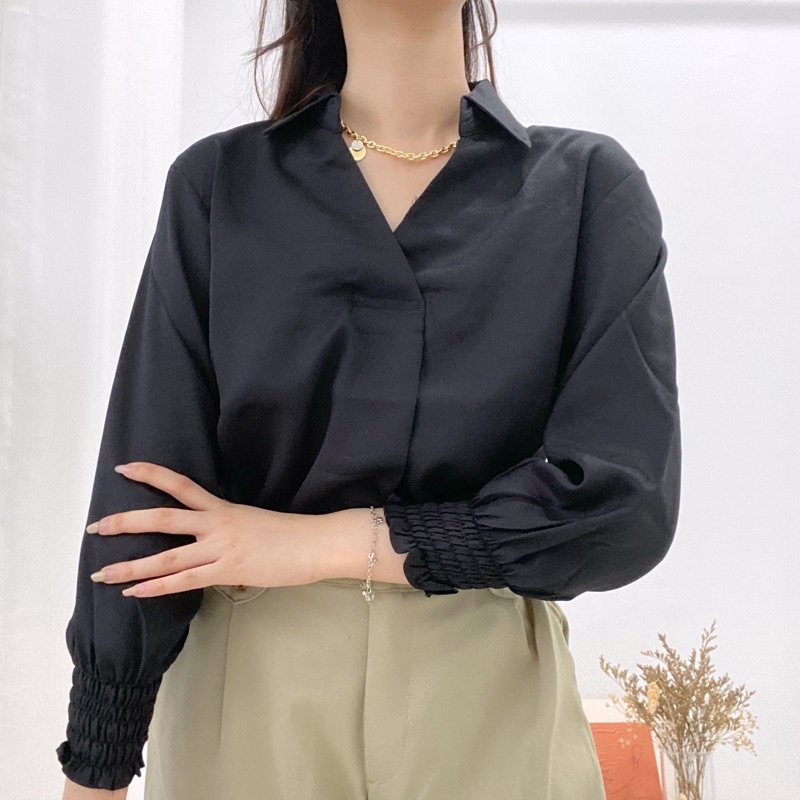 VS - KARA V-Neck Blouse with Collar / Atasan Wanita Kantor Casual Lengan Karet